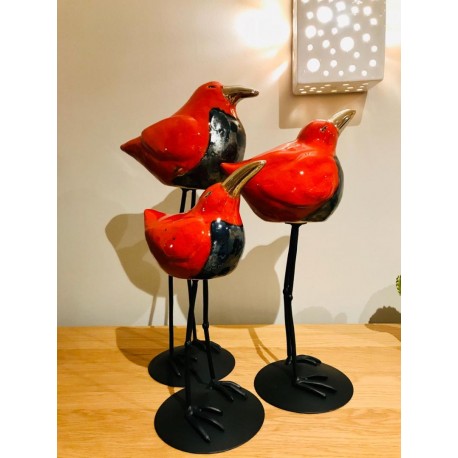 Ptak na stojaku do domu i ogrodu średni