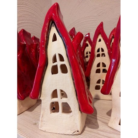 Domek lampion wąski mały wystrój wnętrz dekoracja do domu