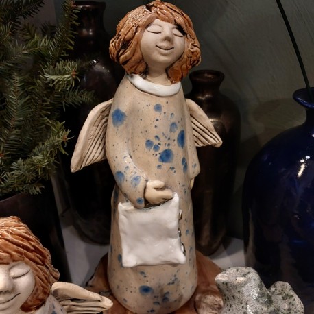 Figurka kobieta z torebka. Dekoracje ceramiczne różne kolory