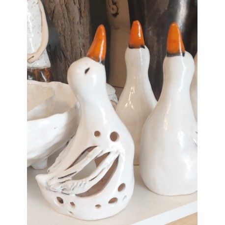 Ogrodowa dekoracja - Kaczka biała nowy wzór ażurowy 24 cm